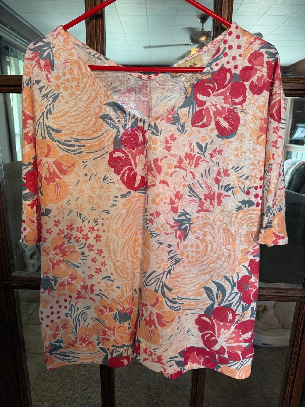 Davina Women 1X Floral V-Neck Short Sleeve Lightweight Knit Tunic Top Multicolor
